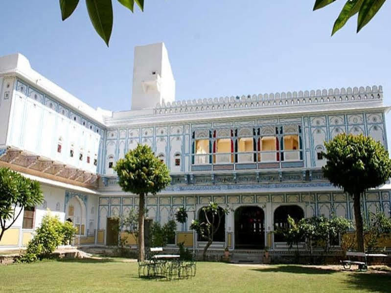 Rajmahal Palace - Kanota Hotels Devli Extérieur photo
